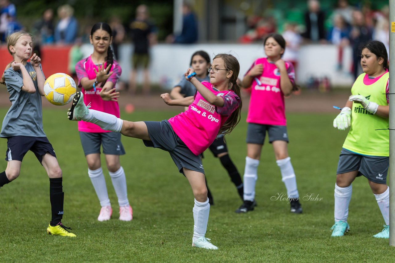 Bild 145 - Loewinnen Cup